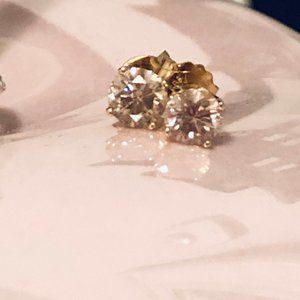 Ladies diamond stud earrings